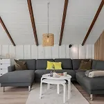 3 Bedroom Awesome In